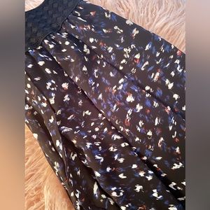 Dynamite Navy Printed Flowy Skirt